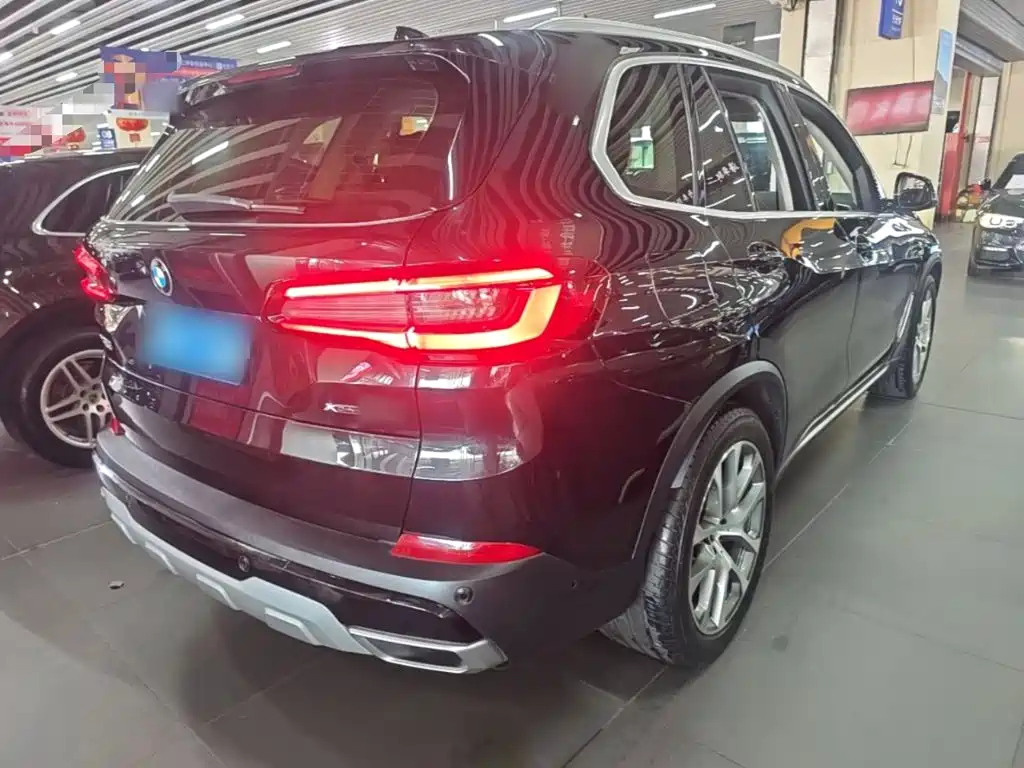 BMW X5 (Import) — миниатюра 7