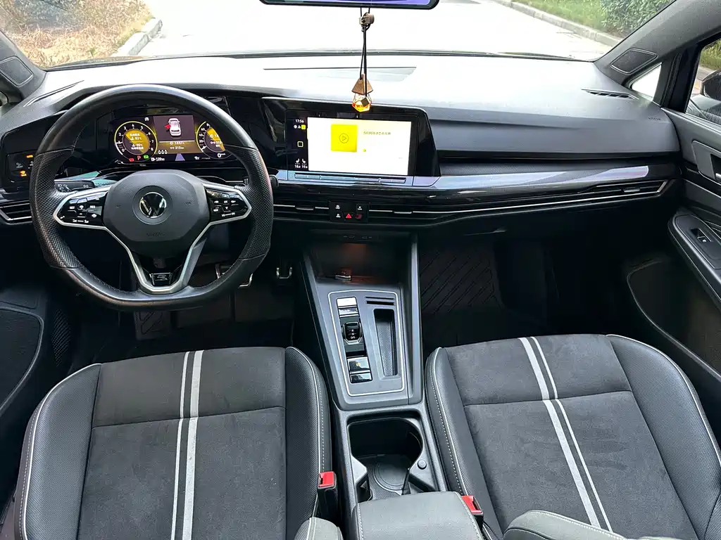 Volkswagen Golf — миниатюра 4