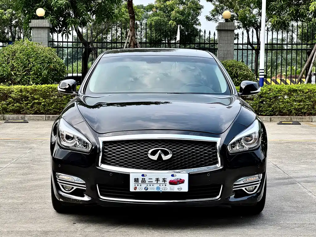 Infiniti Q70 — миниатюра 2