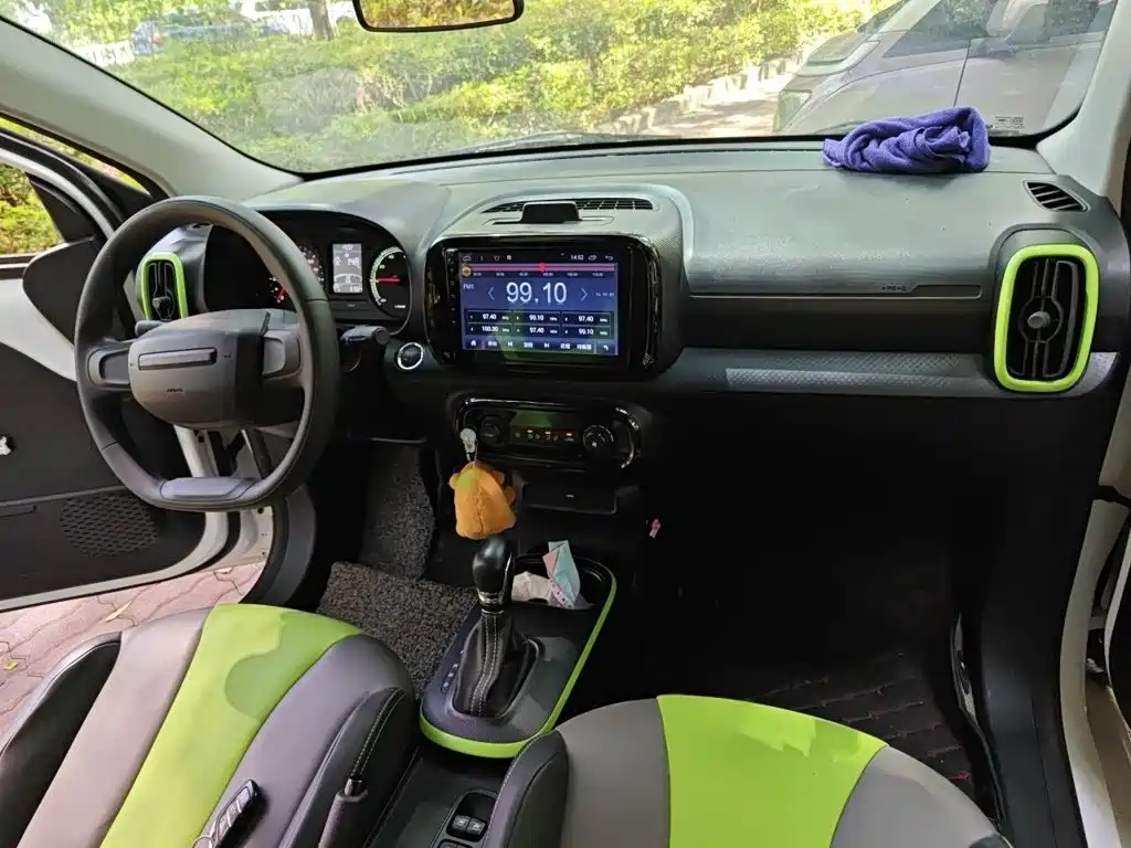 Roewe Clever — миниатюра 13