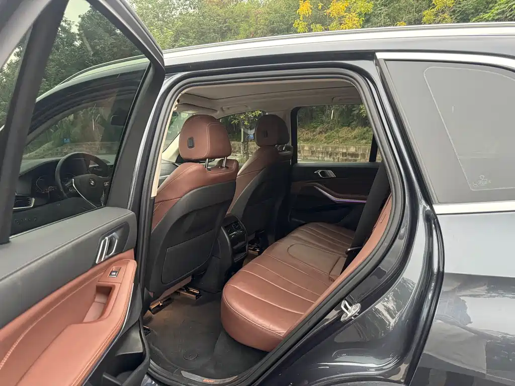 BMW X5 (Import) — миниатюра 8