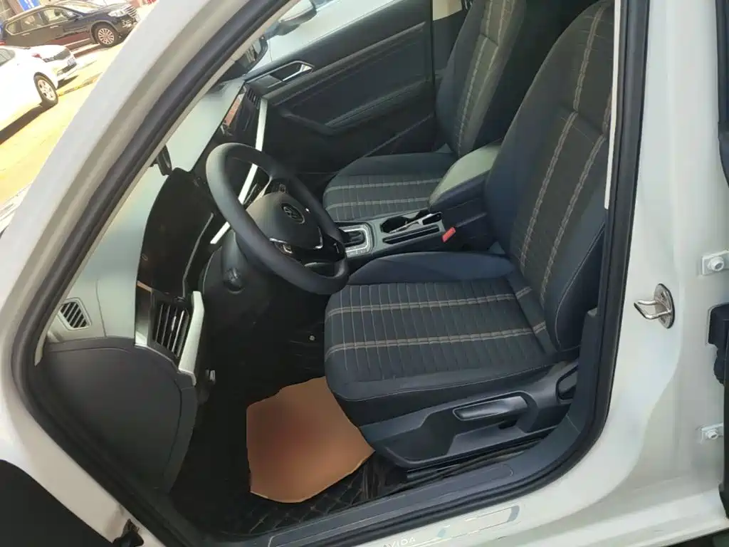 Volkswagen Lavida — миниатюра 15