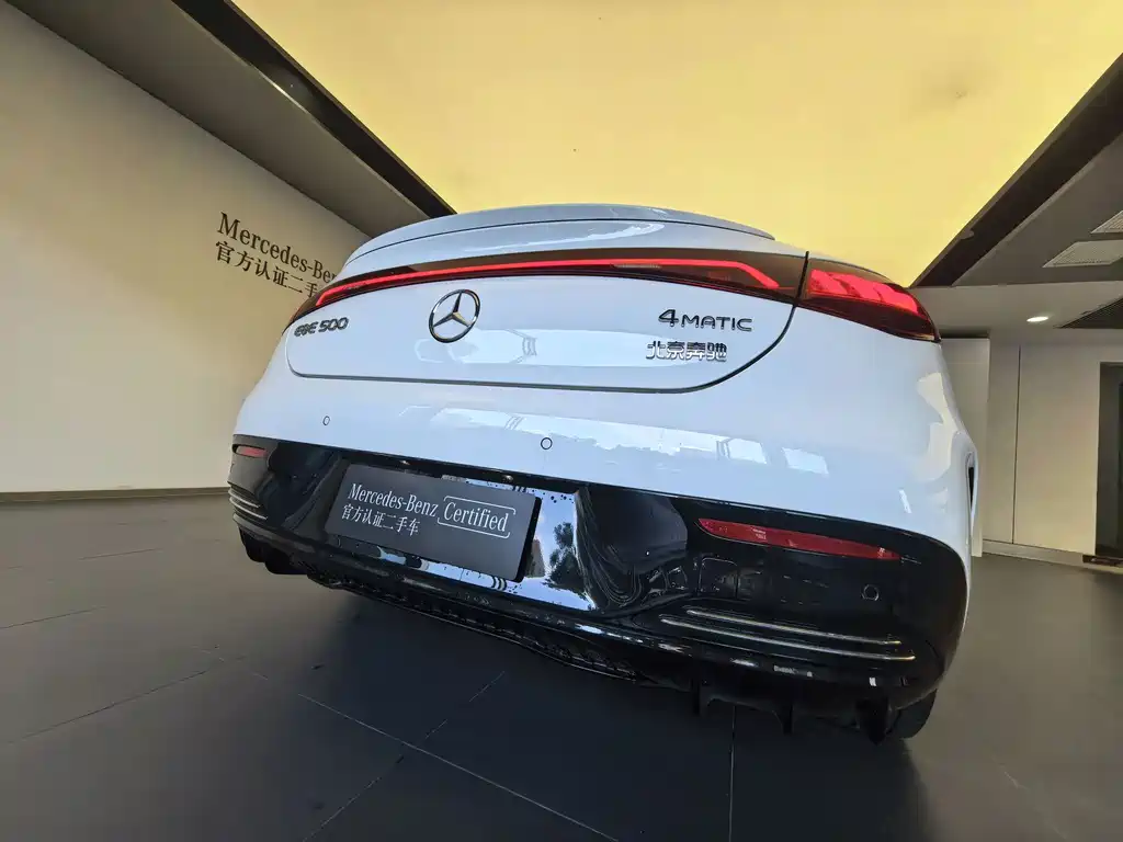 Mercedes-Benz EQE — миниатюра 7