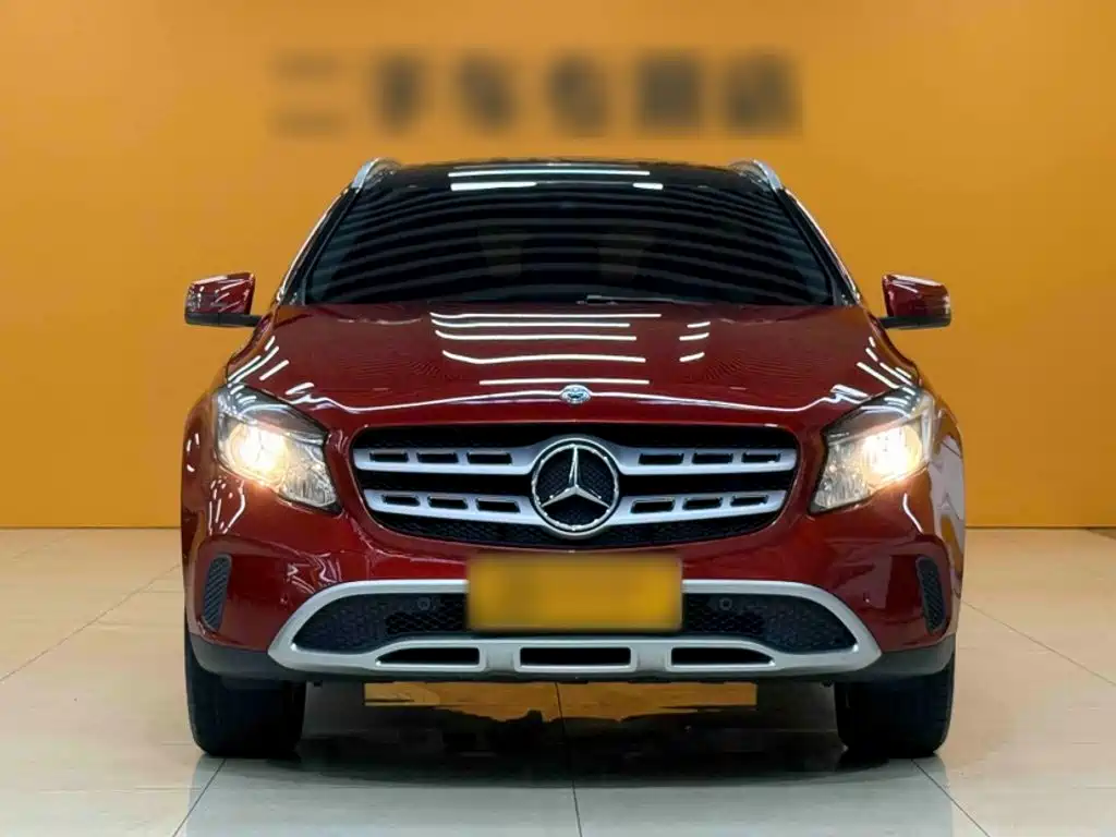 Mercedes-Benz GLA — миниатюра 10