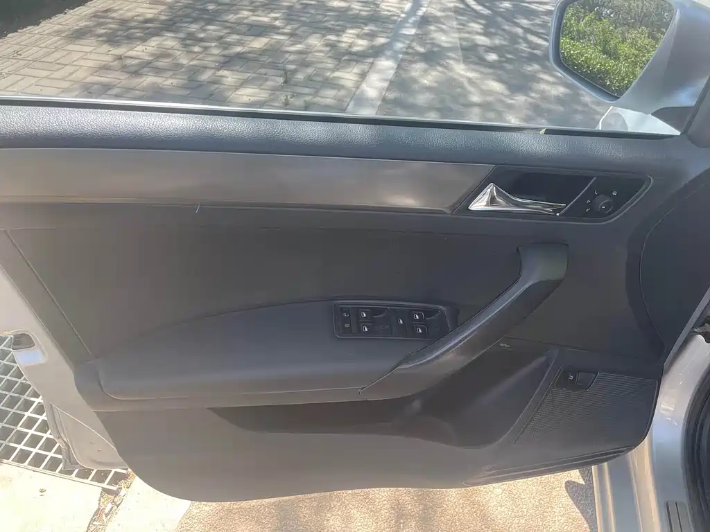 Volkswagen Santana 2013 1.6L MT Comfort