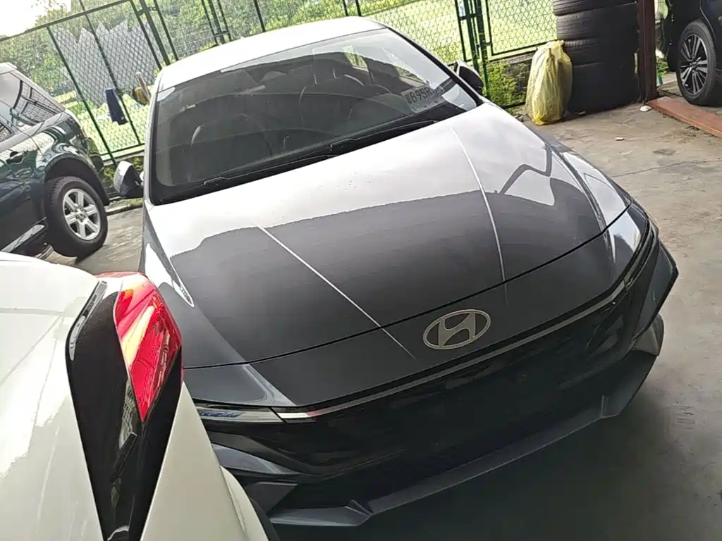 Hyundai Elantra — миниатюра 4