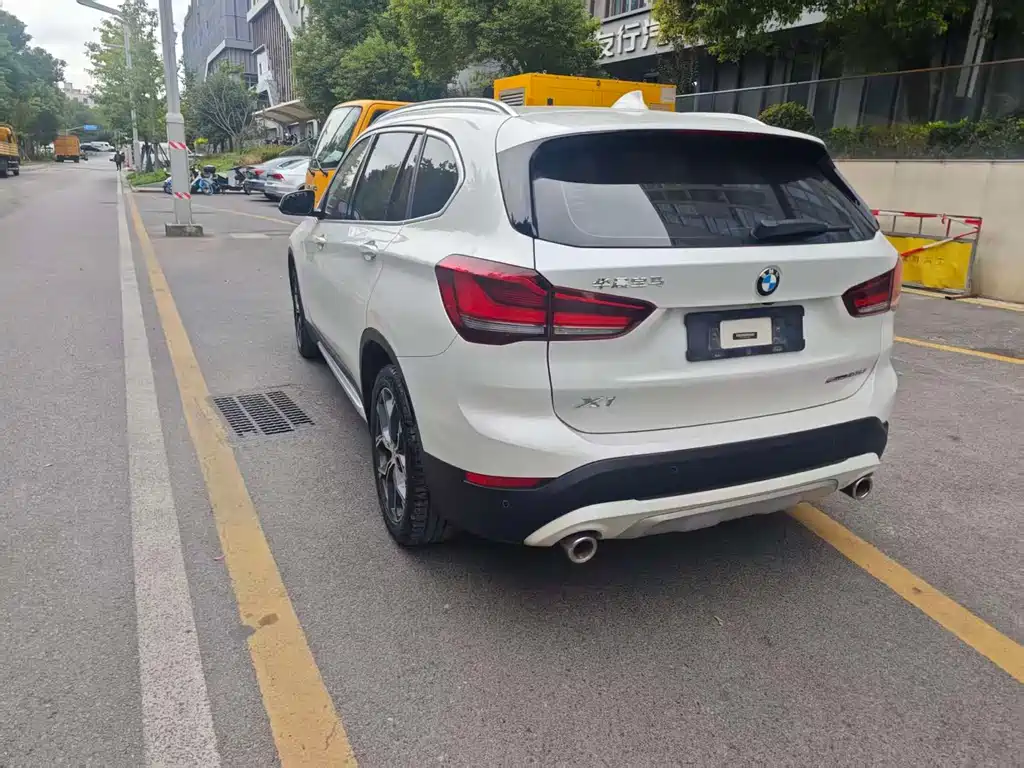 BMW X1 — миниатюра 8