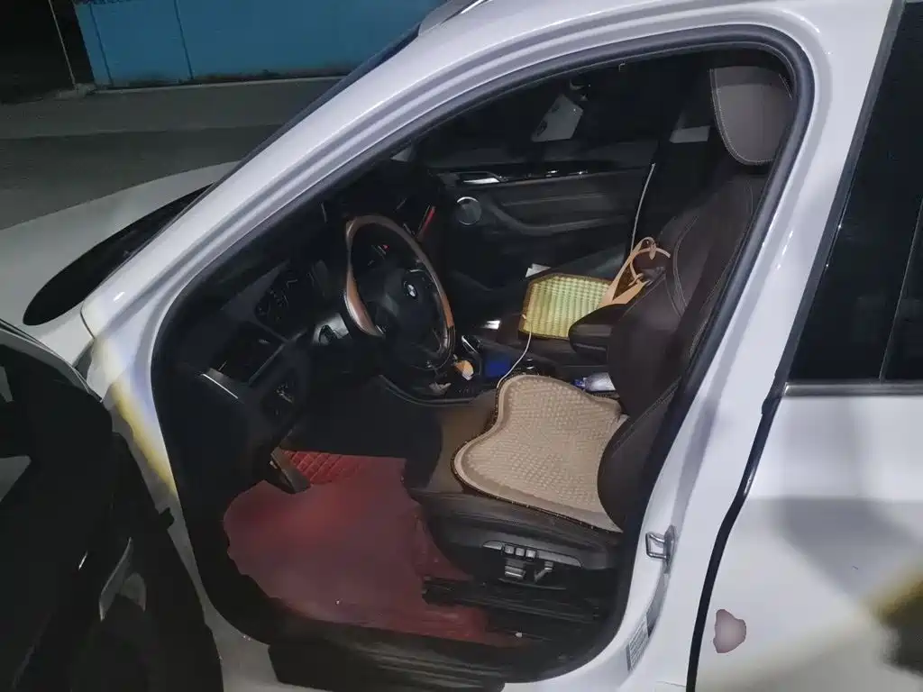 BMW X1 — миниатюра 11