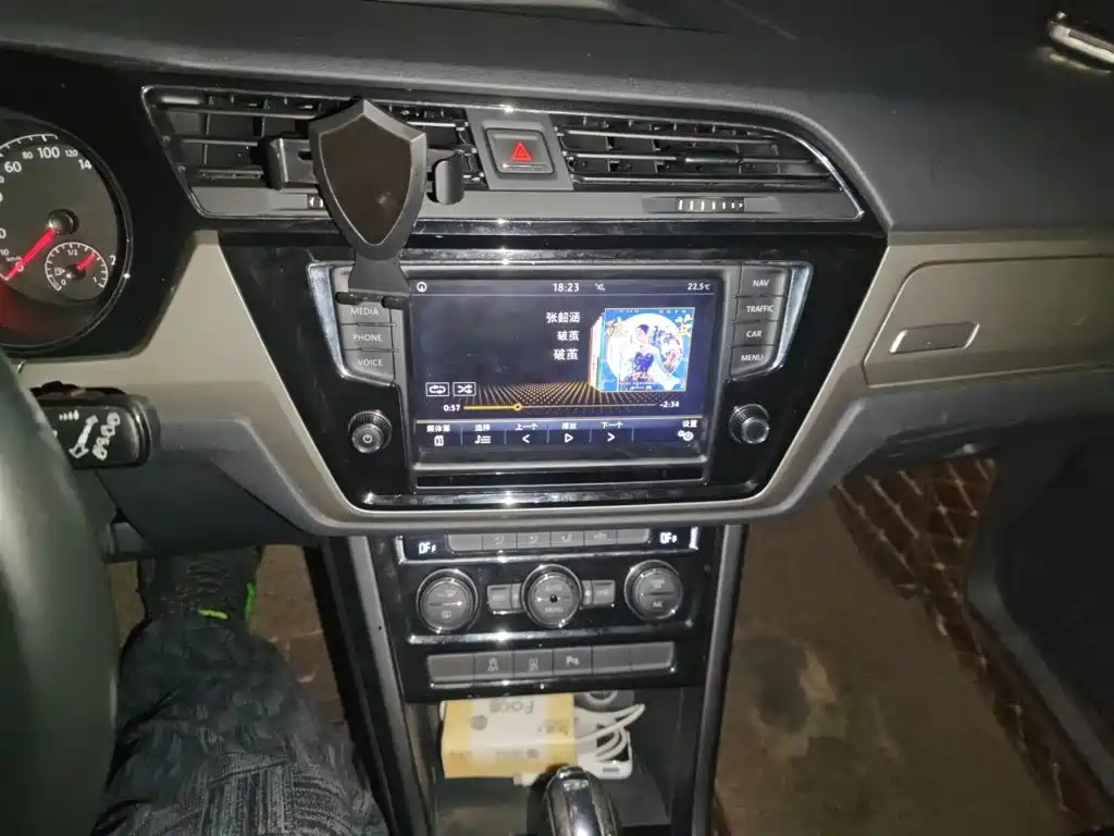 Volkswagen Touran — миниатюра 14
