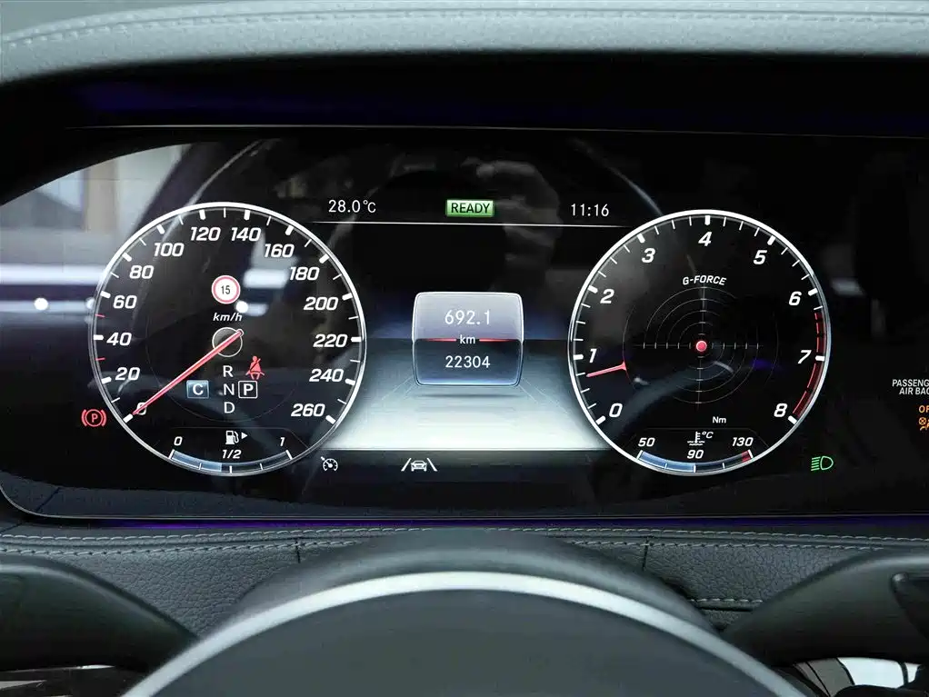 Mercedes-Benz S-Class — миниатюра 8
