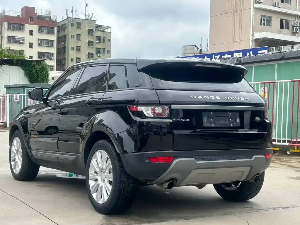 Land Rover Evoque — миниатюра 9