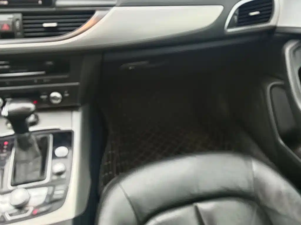 Audi A6L — миниатюра 7