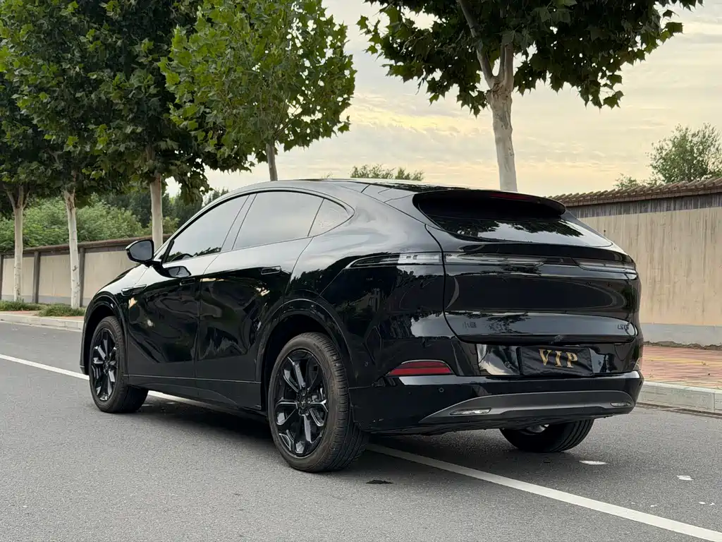 XPeng G6 — миниатюра 4