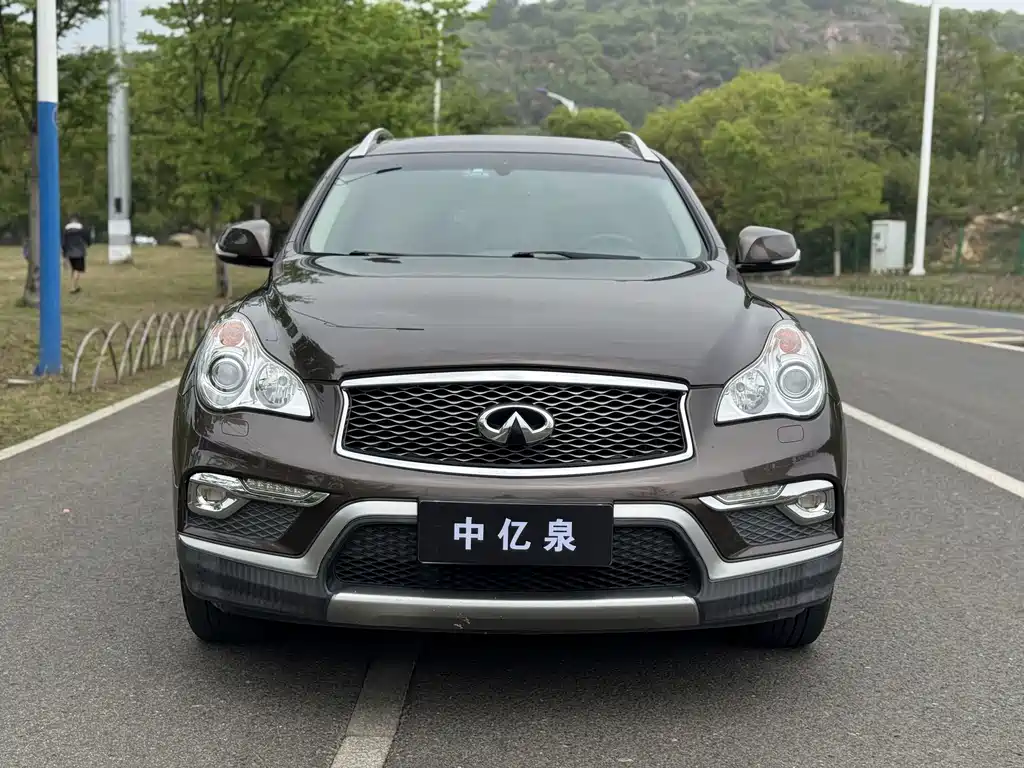Infiniti QX50 2015 2.5L Enjoy