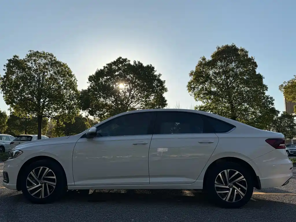 Volkswagen Lavida — миниатюра 11
