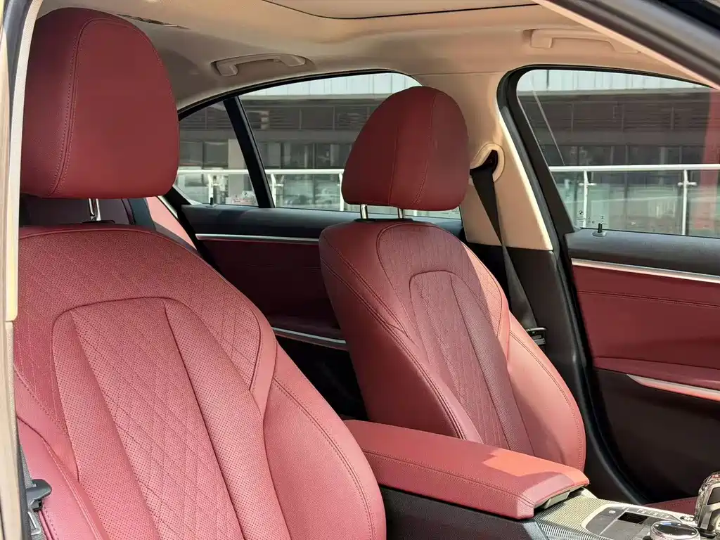 BMW 3 Series — миниатюра 6