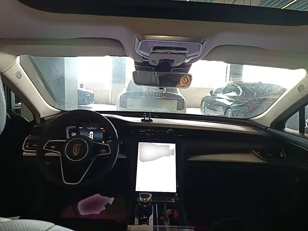 Hongqi Hongqi H5 — миниатюра 10