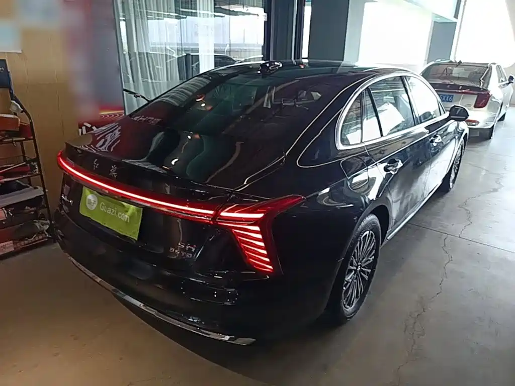 Hongqi Hongqi H5 — миниатюра 7