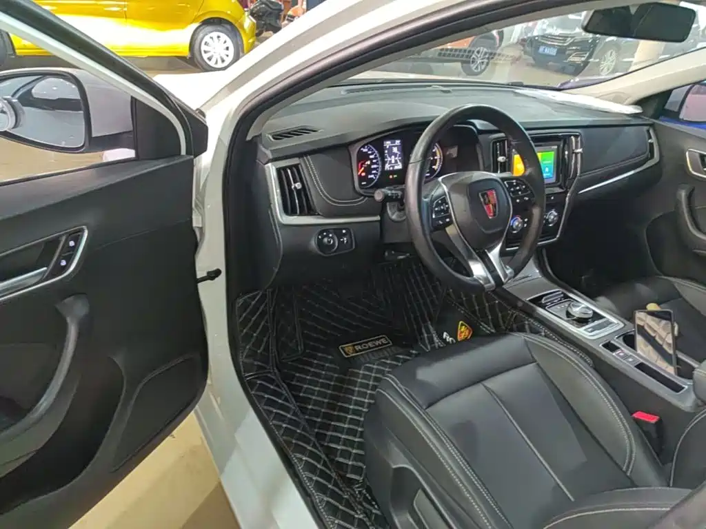 Roewe i6 New Energy — миниатюра 16