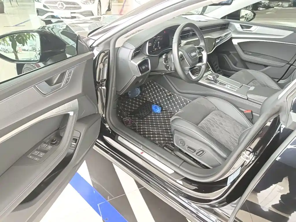 Audi A7L — миниатюра 16