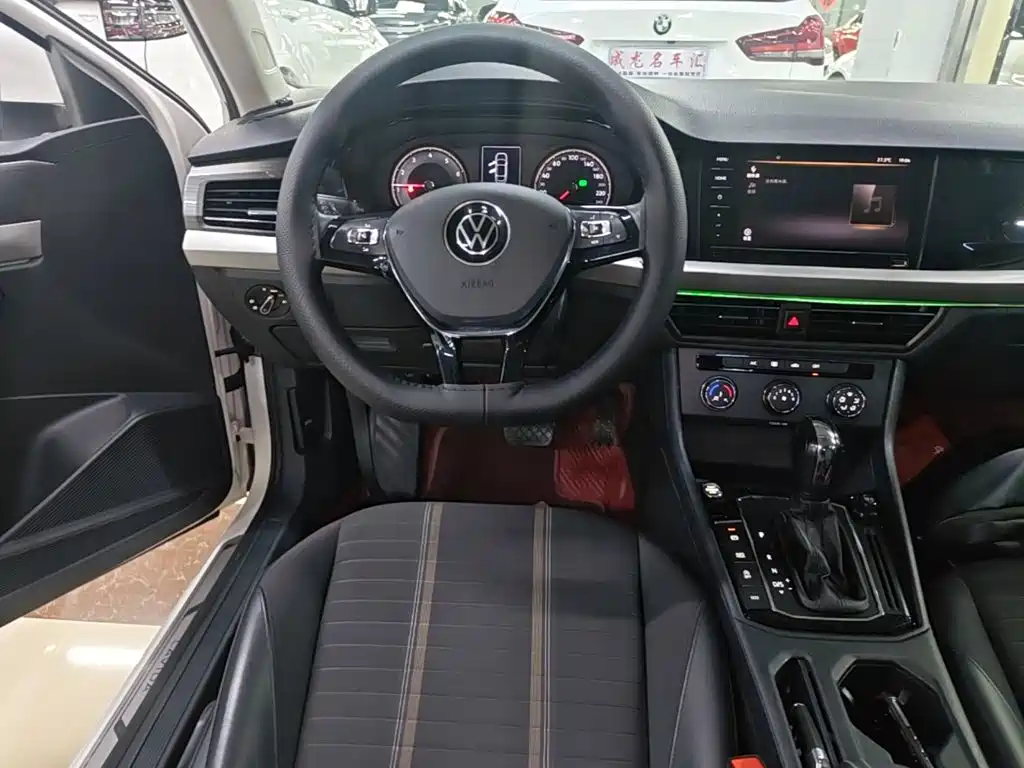 Volkswagen Lavida — миниатюра 13