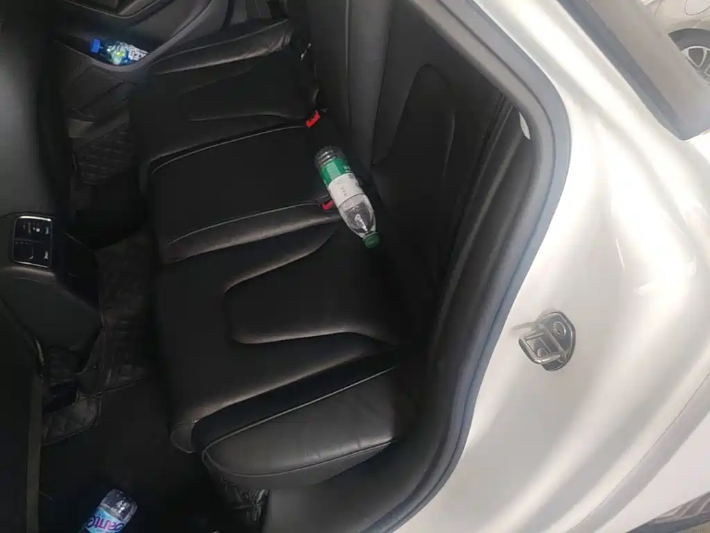 Audi A4L — миниатюра 17
