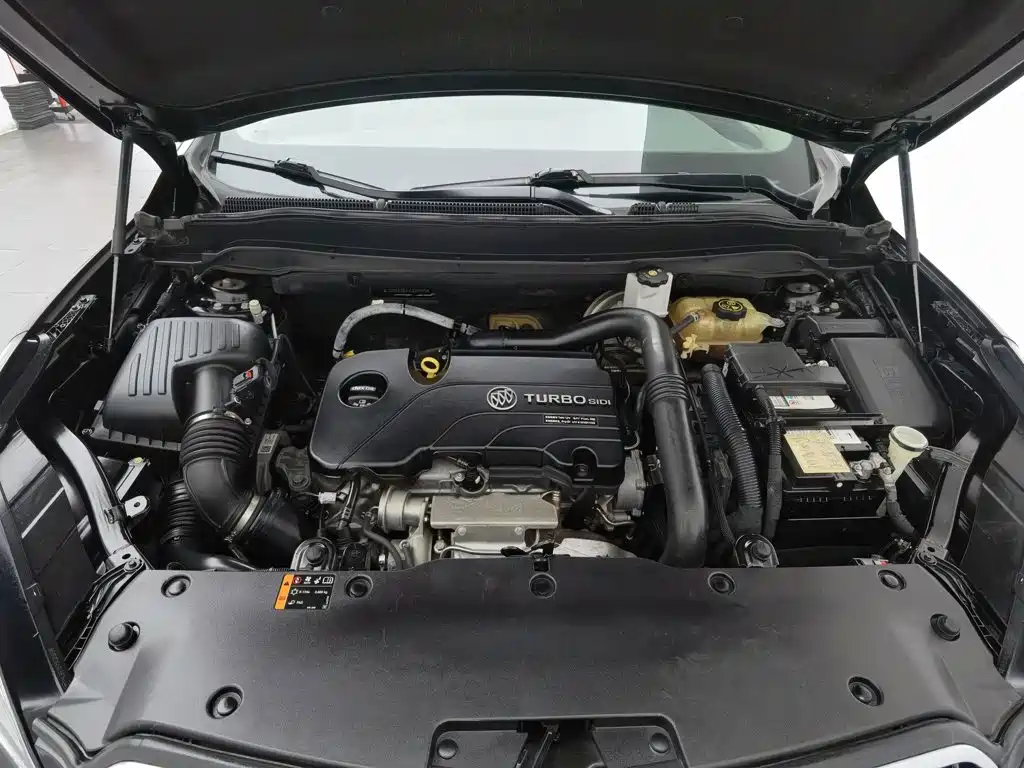 Buick Envision Plus — миниатюра 6
