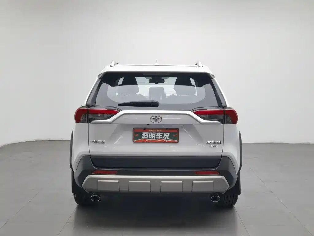 Toyota RAV4 — миниатюра 4