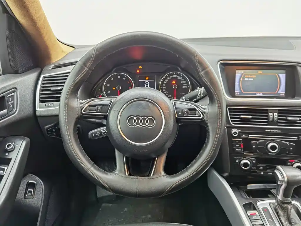 Audi Q5 — миниатюра 11