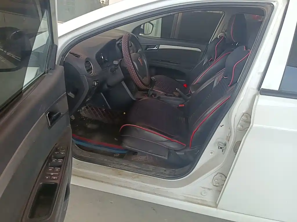 Roewe 350 — миниатюра 16
