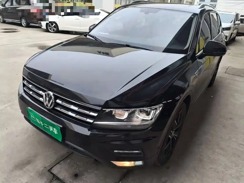 Volkswagen Tiguan L — миниатюра 2