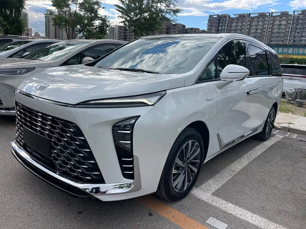 Buick GL8 Hybrid 2026