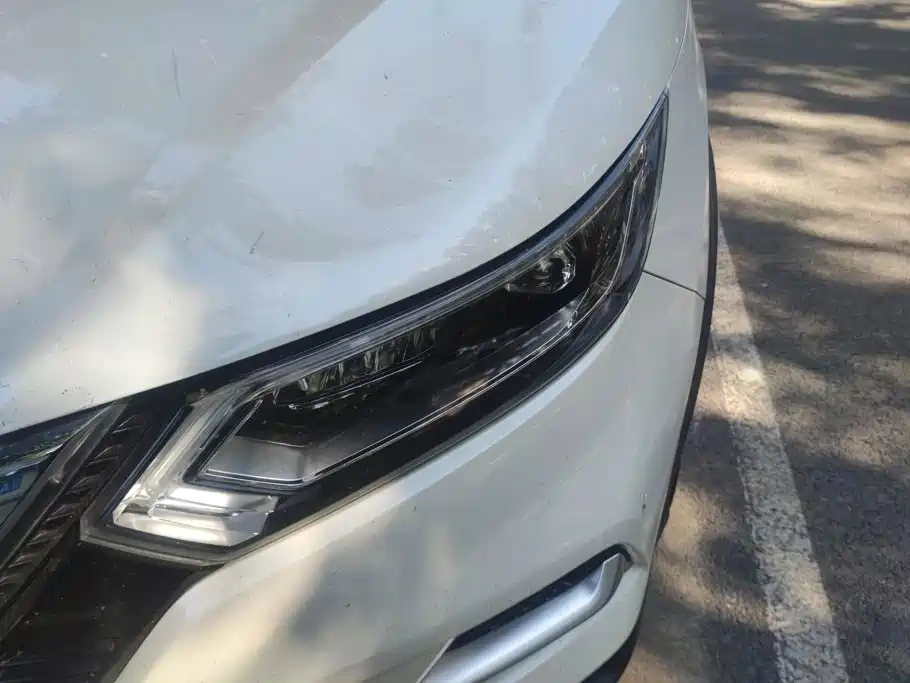 Nissan Qashqai — миниатюра 5