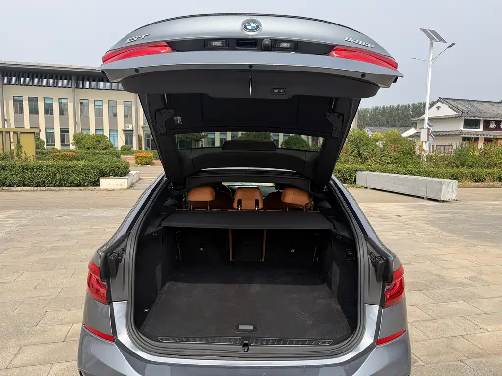 BMW 6 Series GT — миниатюра 11
