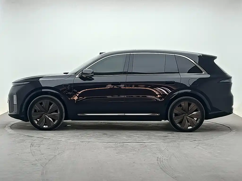Li Auto Li L8 — миниатюра 2