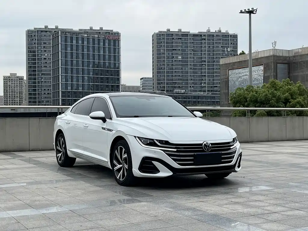 Volkswagen FAW - Passat CC CC 2021 330TSI
