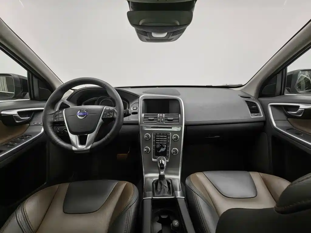 Volvo XC60 — миниатюра 5