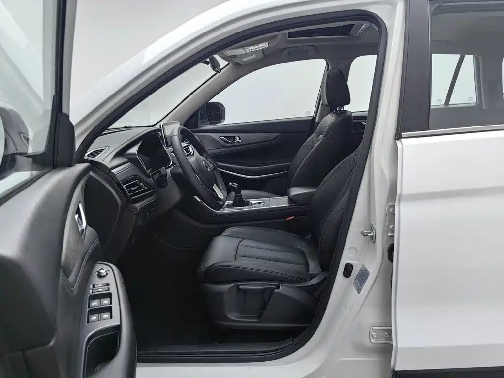 Changan CS75 — миниатюра 10
