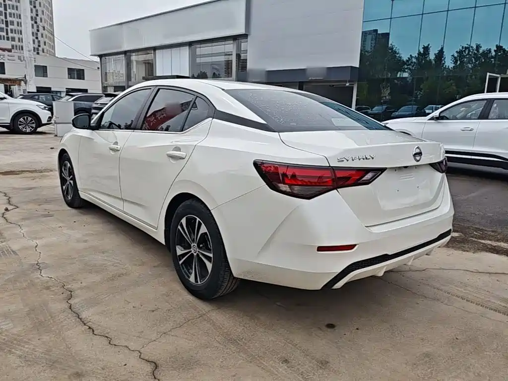 Nissan Sylphy — миниатюра 5