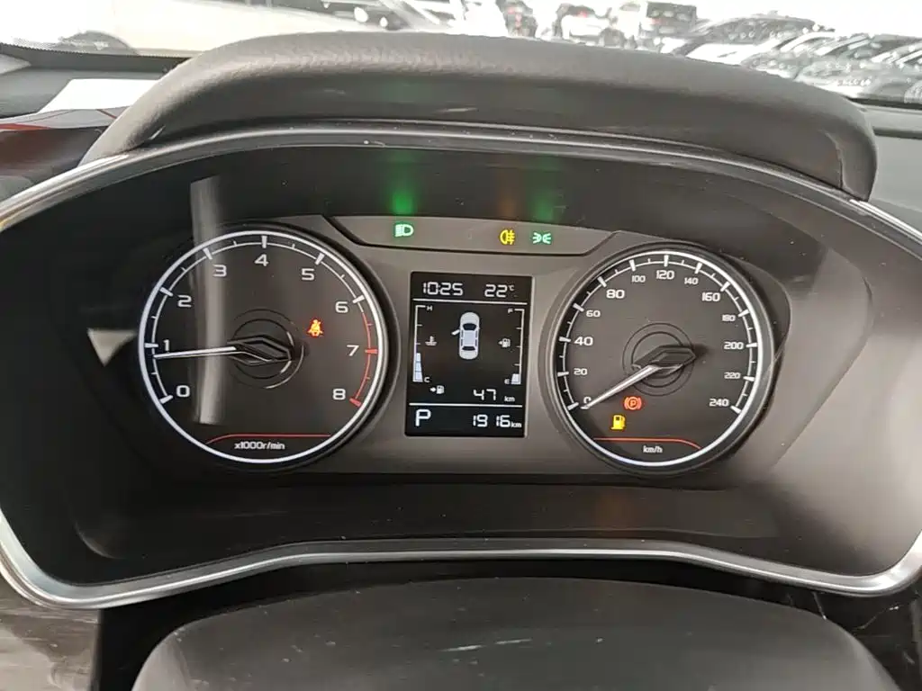Geely Binyue — миниатюра 12