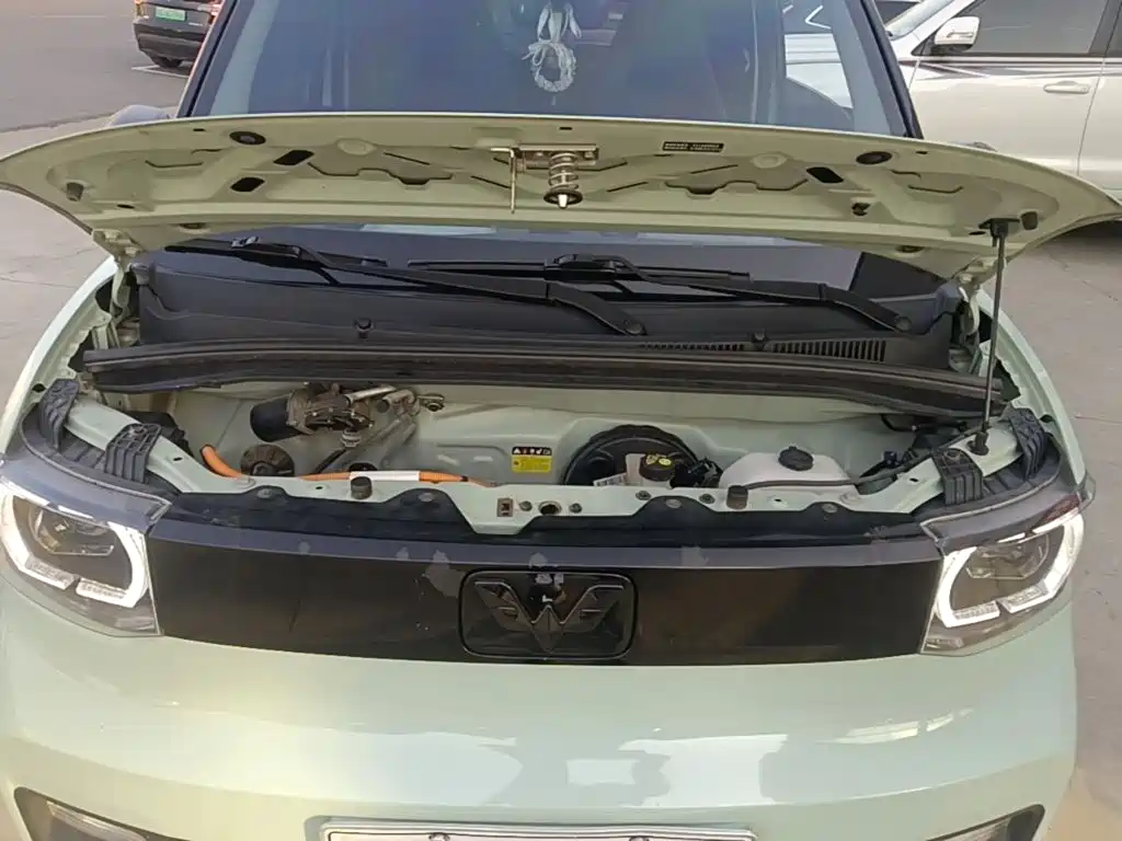 Wuling MINIEV — миниатюра 20