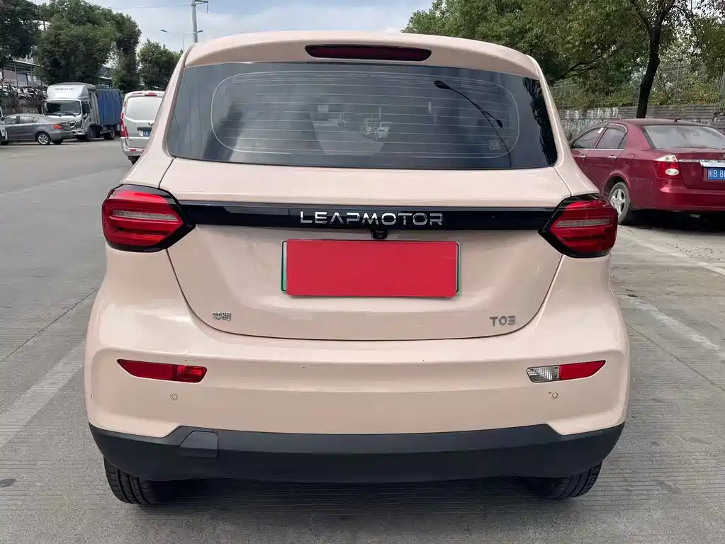 Leapmotor Leapmotor T03 — миниатюра 8
