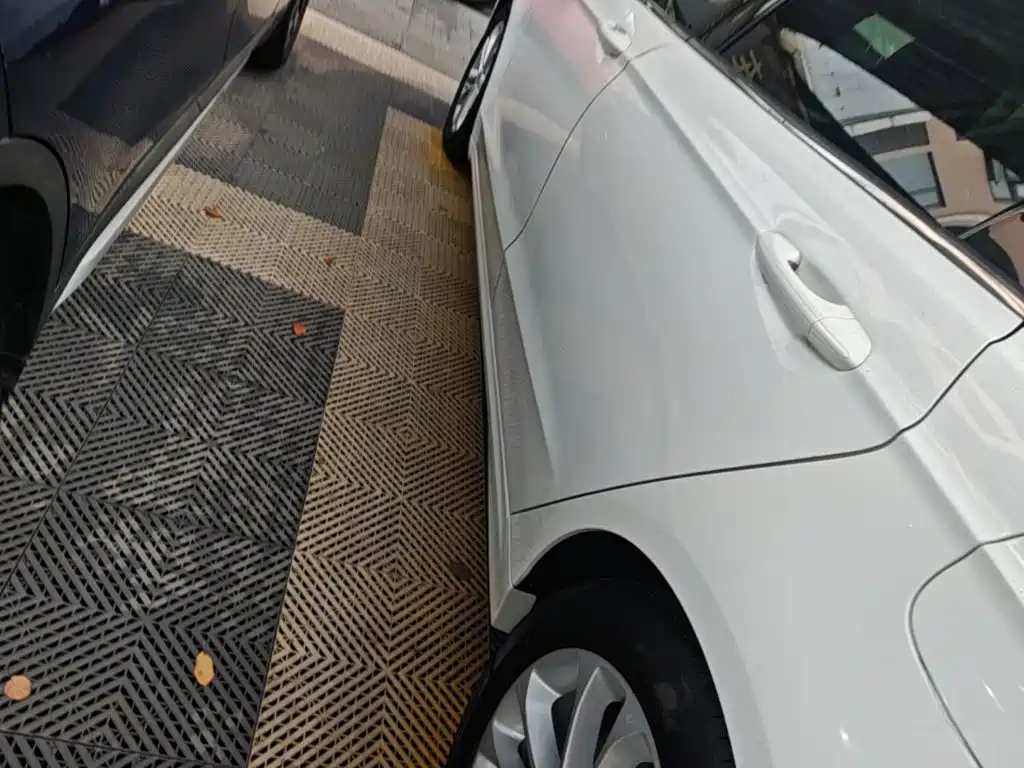 Ford Mondeo — миниатюра 22