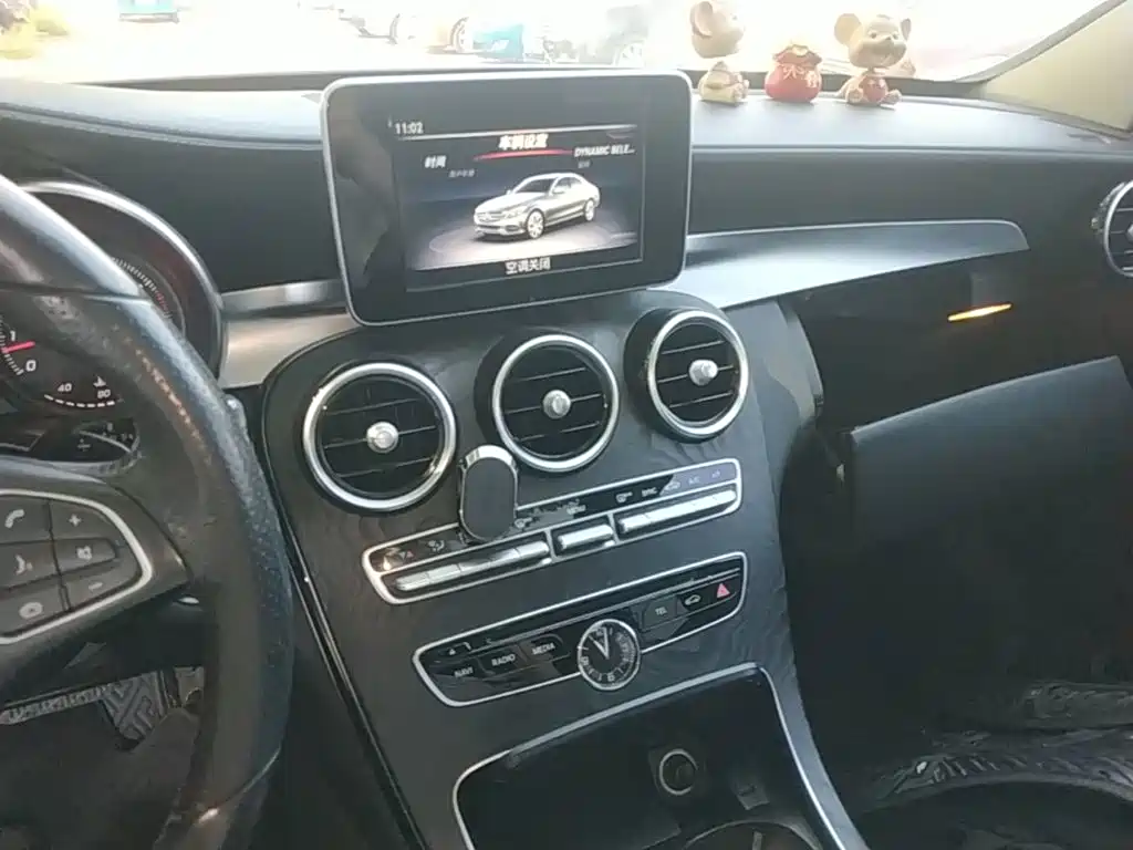 Mercedes-Benz C-Class — миниатюра 13