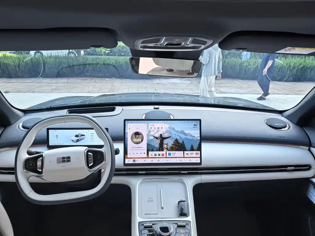 Geely Galaxy Galaxy 7 7 2025 120km