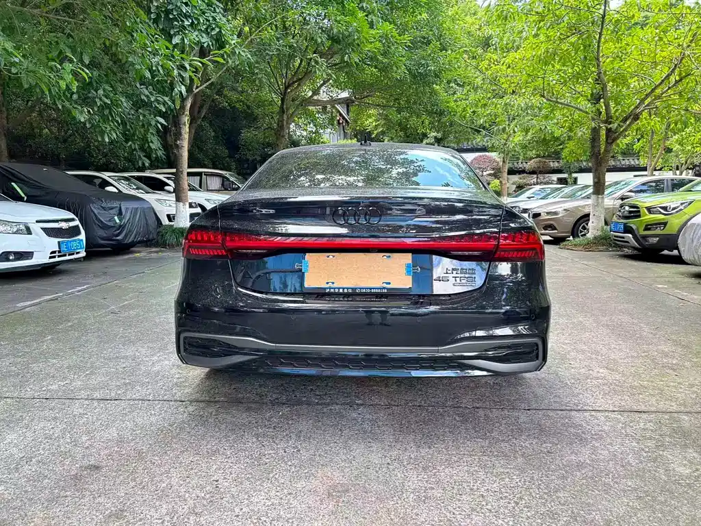 Audi A7L — миниатюра 4