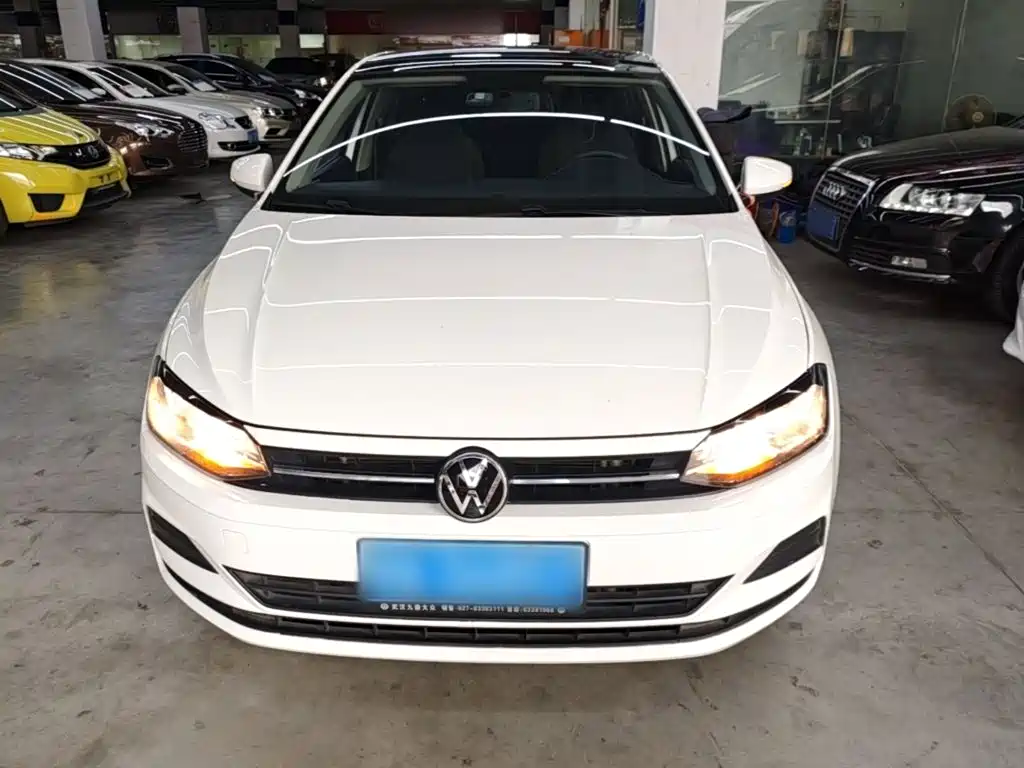 Volkswagen Polo 2021 Plus 1.5L AT