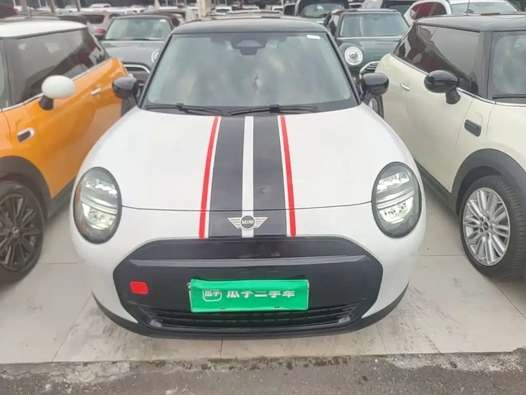 MINI MINI COOPER EV — миниатюра 3