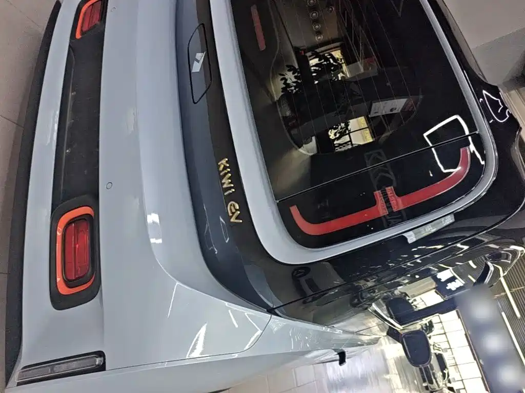 Baojun KiWi EV — миниатюра 8