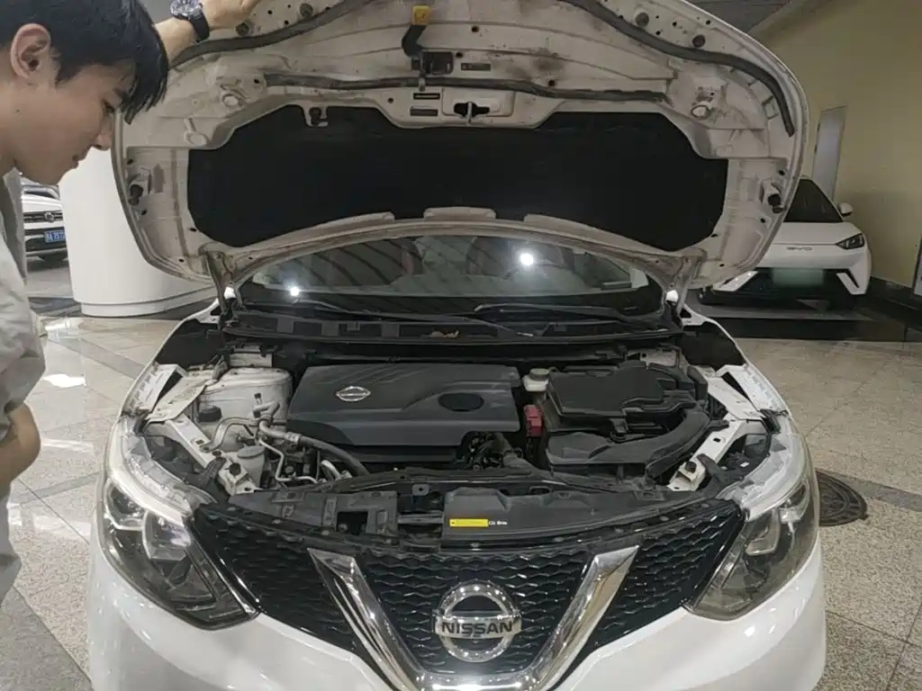 Nissan Qashqai — миниатюра 11